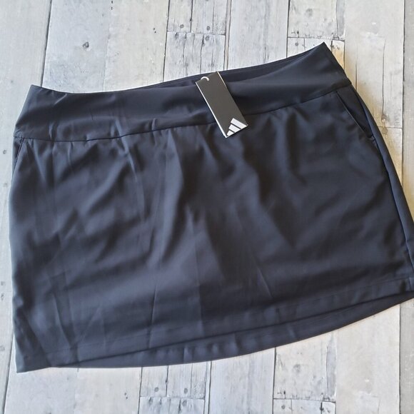NWT - Adidas Women’s Pull On Golf Black Skort - Size 2XL - Picture 1 of 6